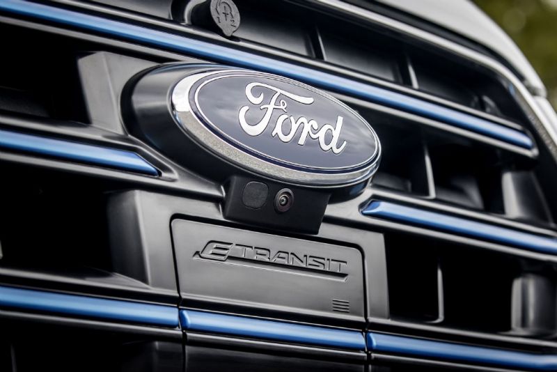 Ford Pro uvádí nový E-Transit s prodlouženým dojezdem