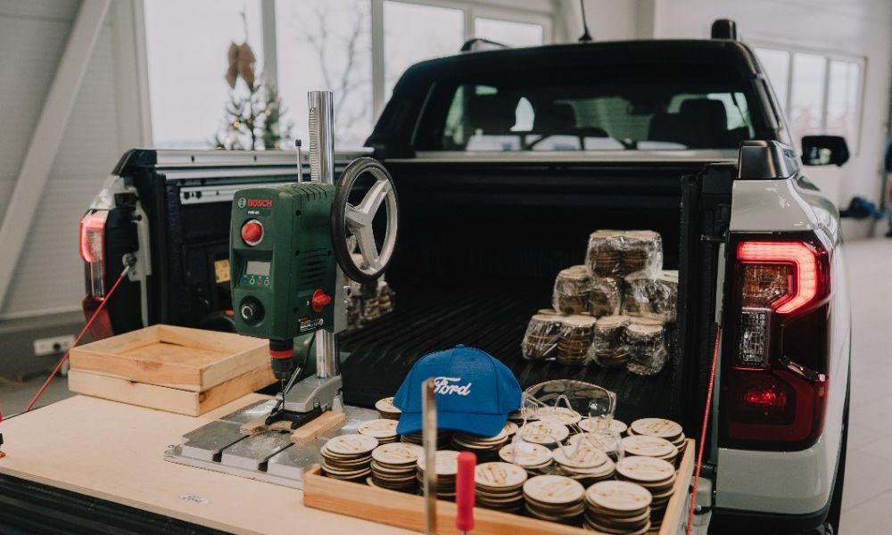 Ford Ranger Plug-in Hybrid vytvořil oficiální český rekord v nepřetržitém napájení nářadí