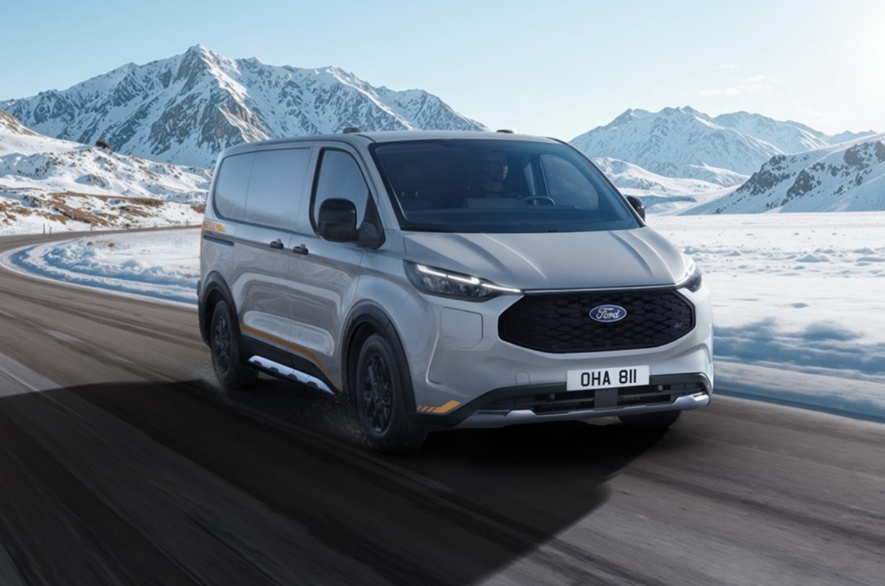 Ford Pro přináší do modelu E-Transit Custom pohon všech kol